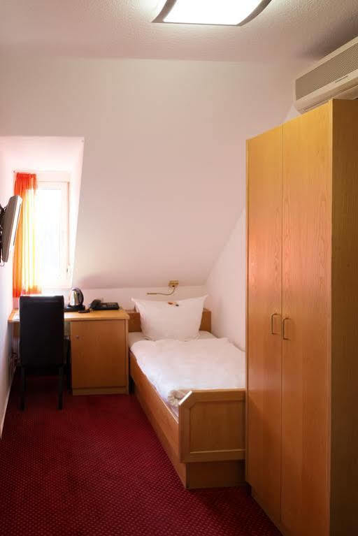 Hotel Bilger Eck Констанц Екстериор снимка